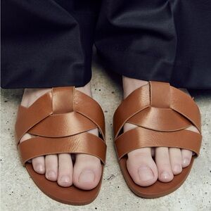 Zara leather flat crossed strap sandal